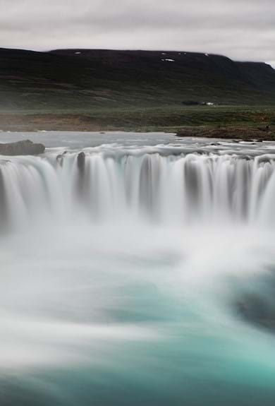 great big waterfall in Iceland